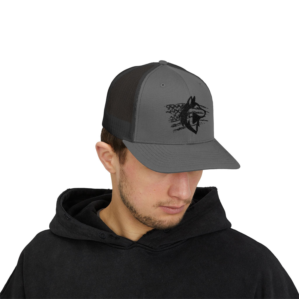 Wolf Graphic Snapback Trucker Cap | Stylish Outdoor Hat, Perfect Gift for Animal Lovers, Ideal for Hiking, Camping, Festivals