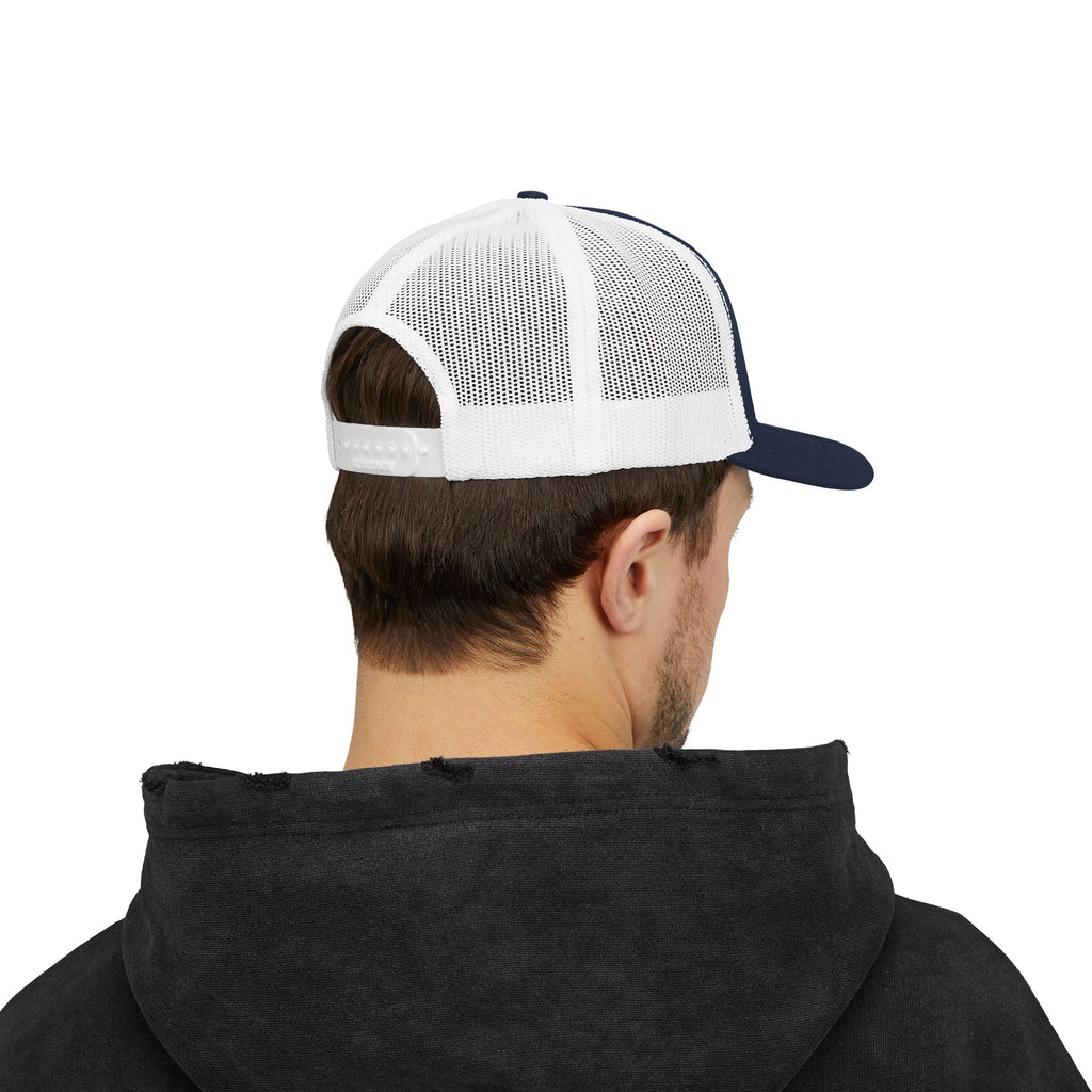 Wolf Graphic Snapback Trucker Cap | Stylish Outdoor Hat, Perfect Gift for Animal Lovers, Ideal for Hiking, Camping, Festivals